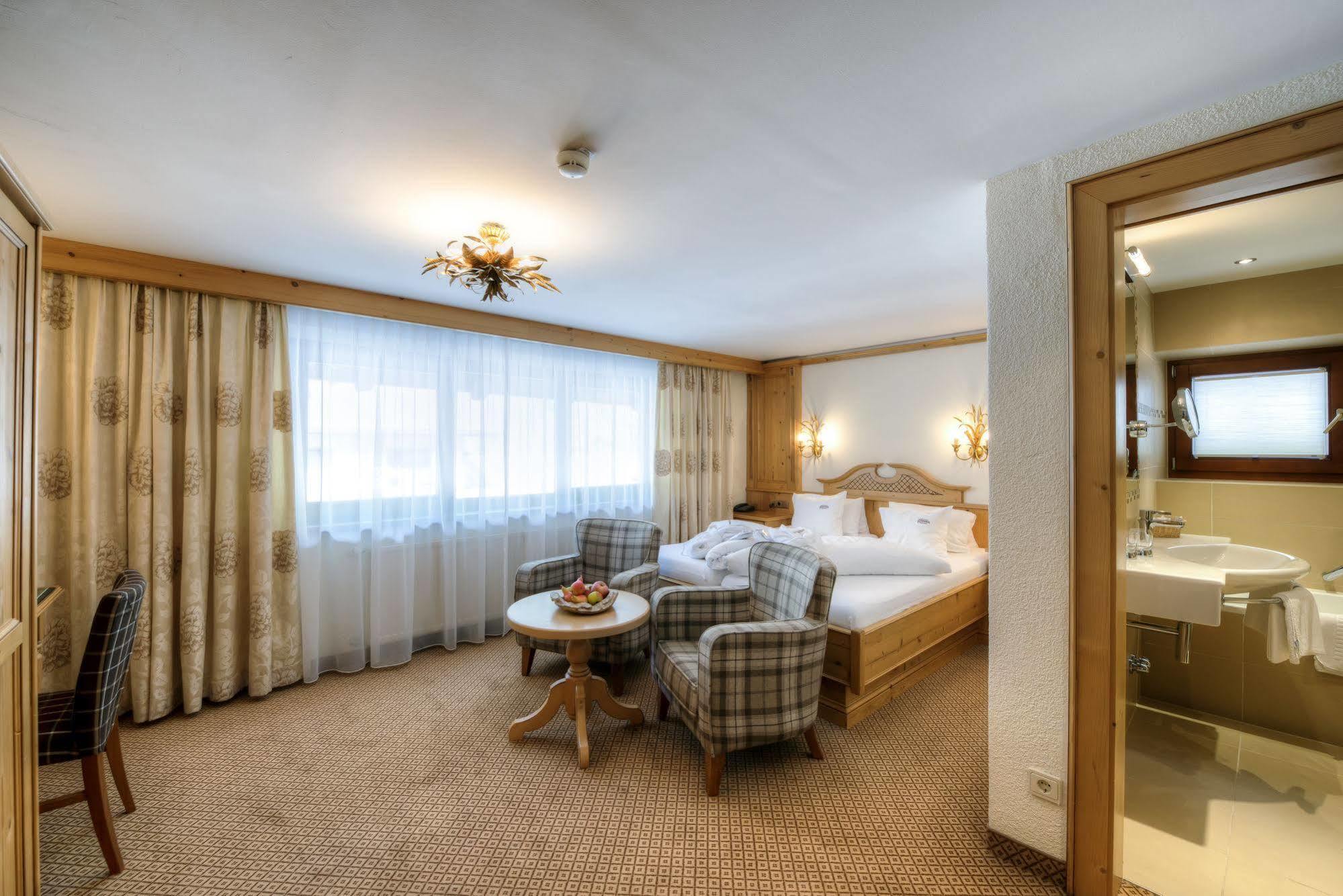 Hotel Jenewein Obergurgl Bagian luar foto